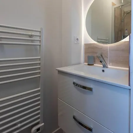 L E Trianon B Avec Salle De Sport * Rouen