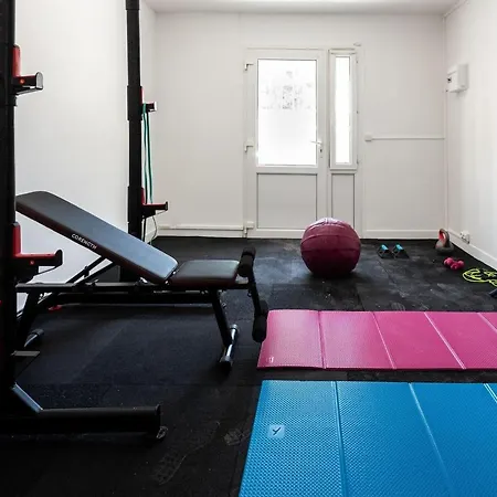 L E Trianon B Avec Salle De Sport *